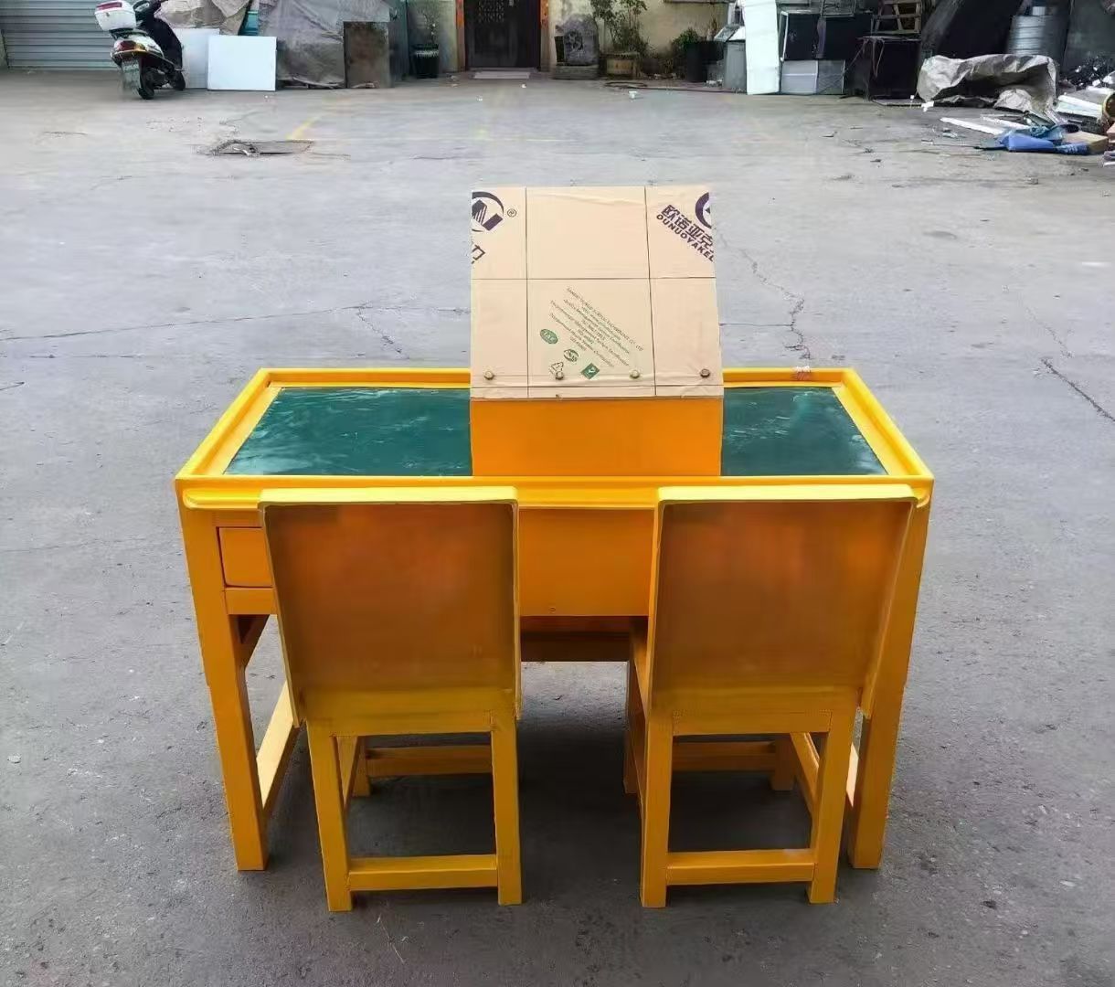 城区防静电导通桌井下煤矿火工品发放桌：危险品流转的安全守护者
